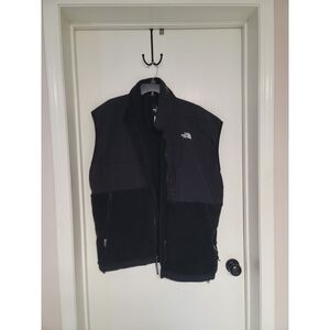 Mens Black The North Face full zip vest - XXL